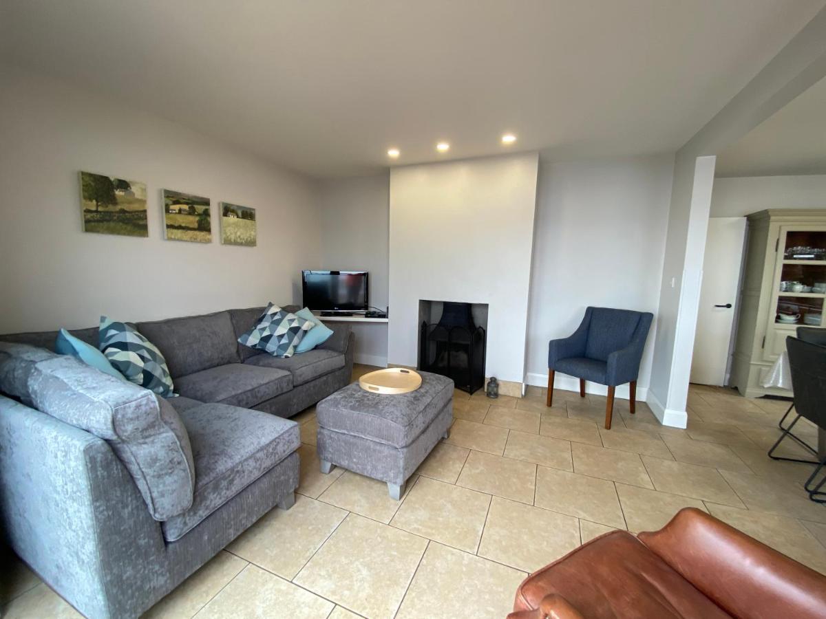 Tullybay Holiday Homes エクステリア 写真